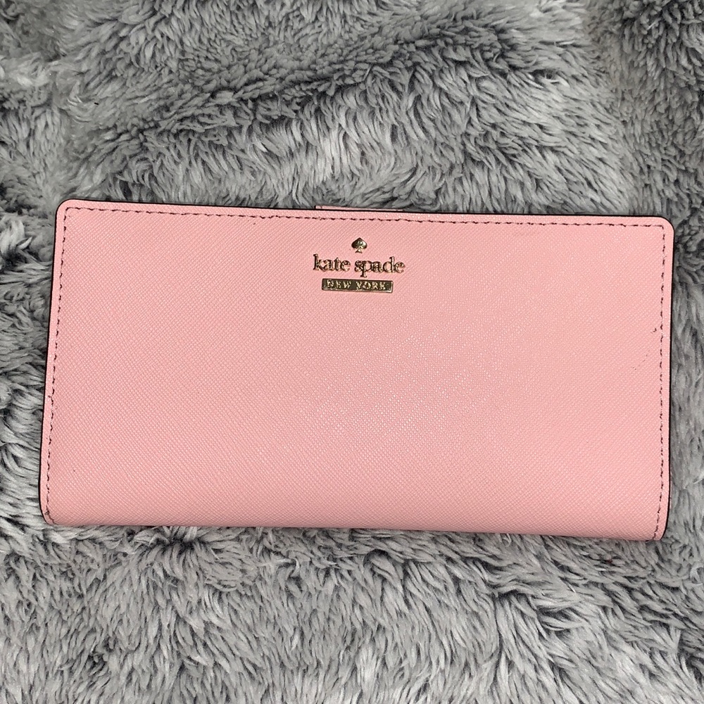 Pink Kate Spade Laurel Way Stacy Wallet!